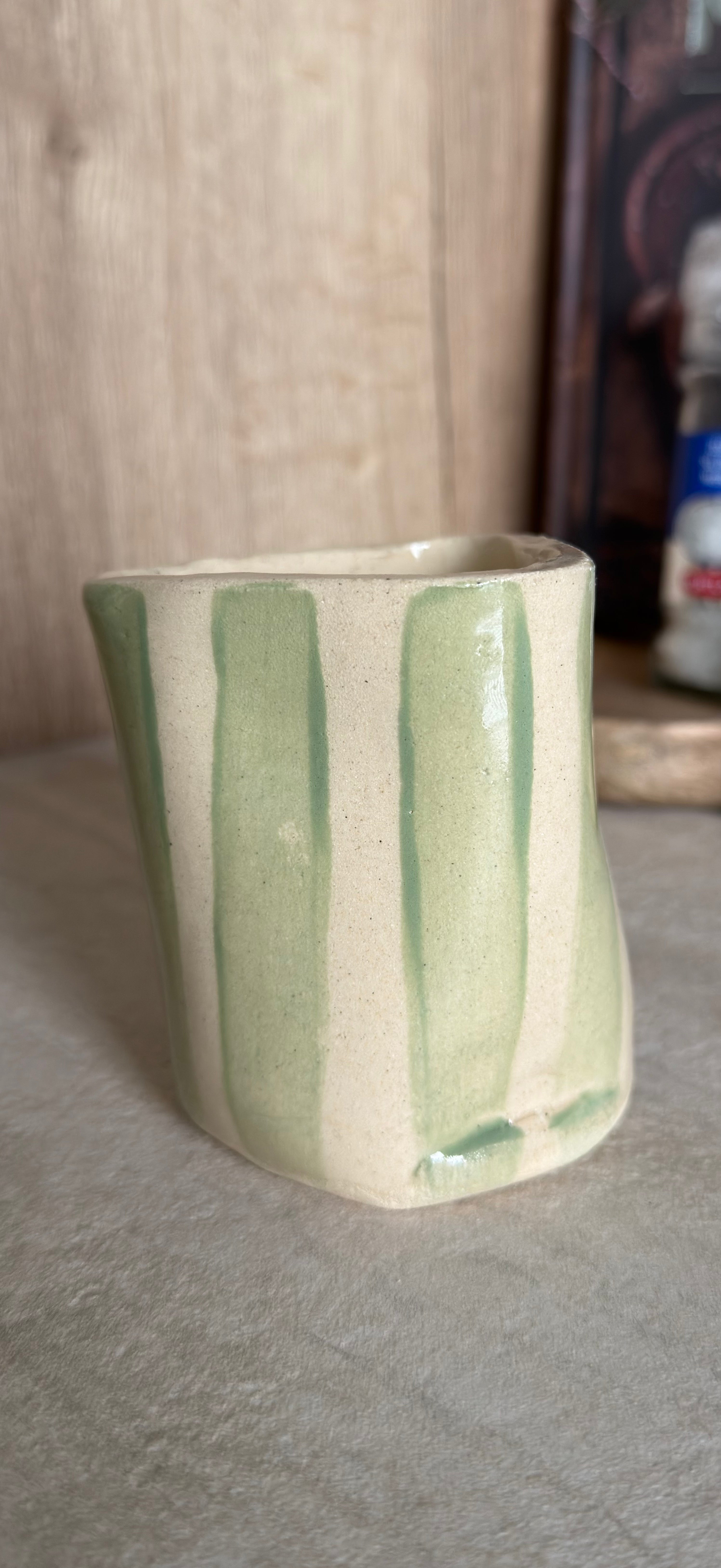 Matcha latte mok - Sage stripes 180ml